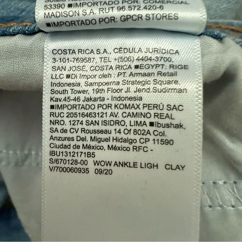 Old Navy High Rise Super Skinny Distressed Raw Hem Jeans Light Wash 6 Tall - Picture 6 of 6